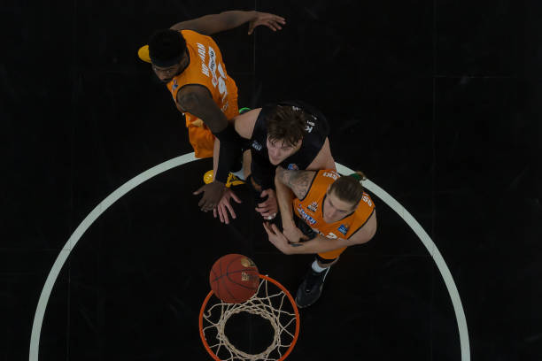 盘和选手趋 盘和选手趋