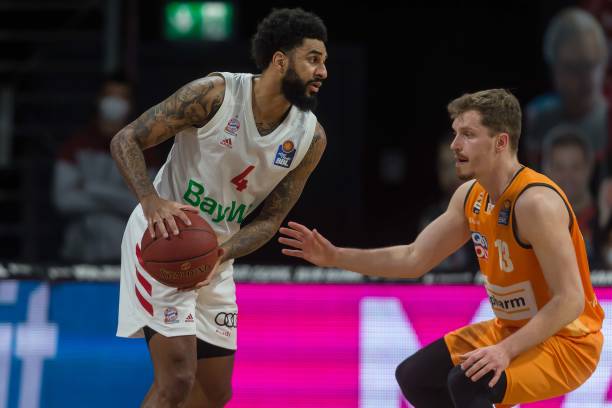 干净利落地 干净利落地