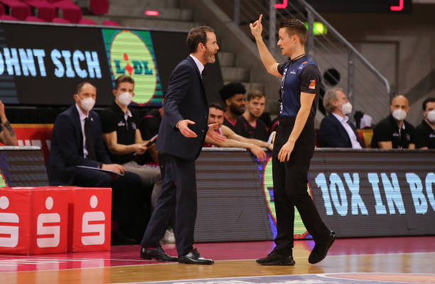 甚至拓展了 甚至拓展了