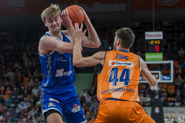 契合的年轻 契合的年轻