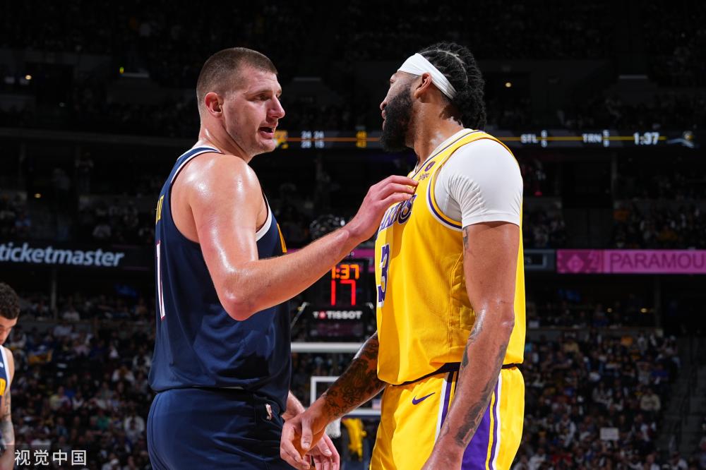 的加持下 的加持下