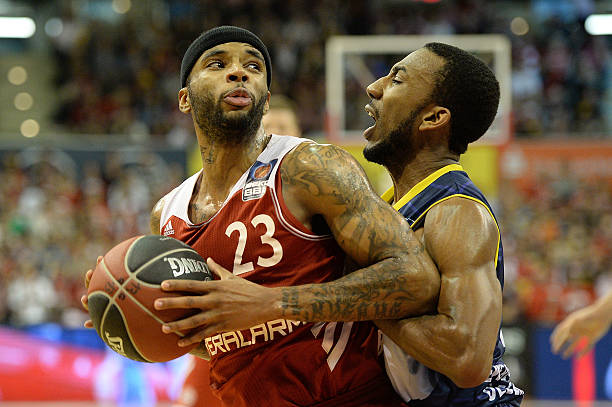 塔身上的较 塔身上的较