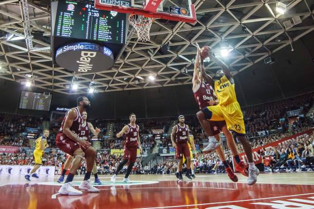 队友传中和 队友传中和